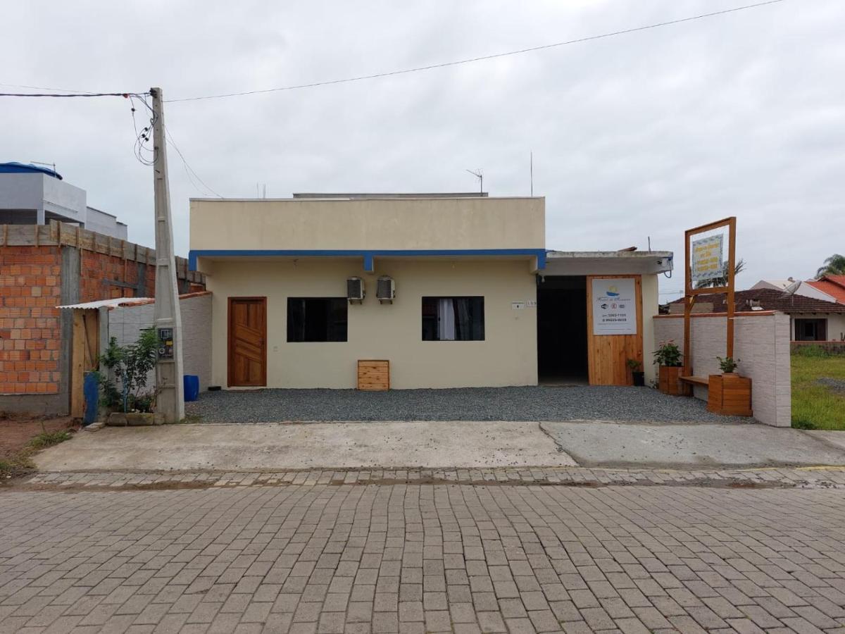 Pousada Pontal Da Armacao 佩尼亚 外观 照片